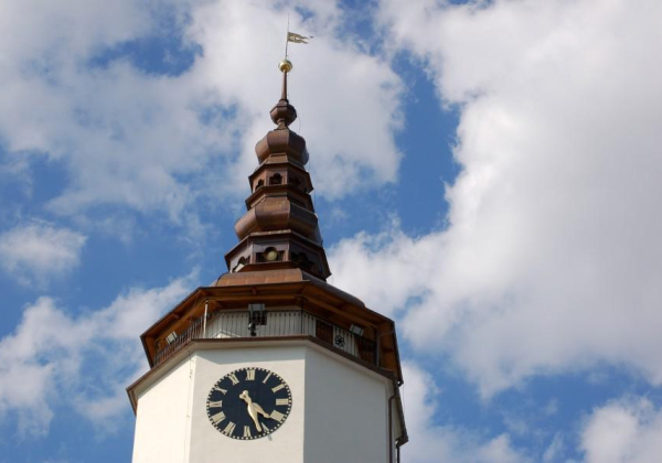 Vyhlídková věž kostela sv. Mikuláše s průvodcem